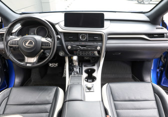 Подержанный автомобиль Lexus RX 2019 года (14 фото)