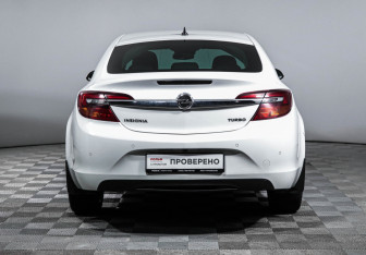 Подержанный автомобиль Opel Insignia Sedan 2014 года (6 фото)