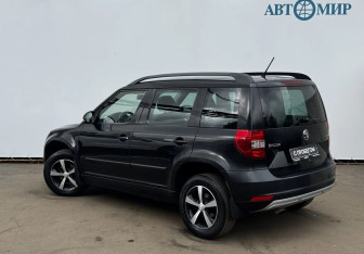 Подержанный автомобиль Skoda Yeti 2016 года (7 фото)