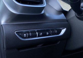 Подержанный автомобиль Geely Coolray 2023 года (20 фото)