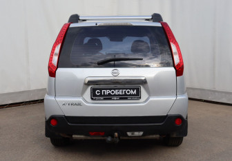 Подержанный автомобиль Nissan X-Trail 2012 года (5 фото)