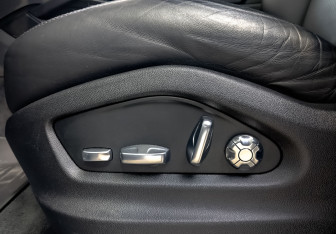 Подержанный автомобиль Porsche Cayenne 2021 года (30 фото)