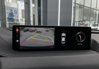 Подержанный автомобиль Genesis G80 2021 года (19 фото)