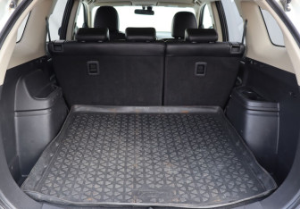 Подержанный автомобиль Mitsubishi Outlander 2012 года (22 фото)