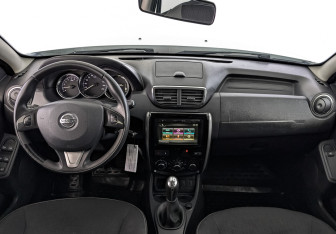 Подержанный автомобиль Nissan Terrano 2021 года (14 фото)