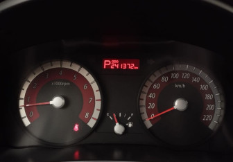 Подержанный автомобиль Kia Rio Sedan 2010 года (12 фото)