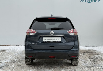 Подержанный автомобиль Nissan X-Trail 2018 года (6 фото)