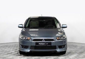 Подержанный автомобиль Mitsubishi Lancer Sedan 2007 года (2 фото)