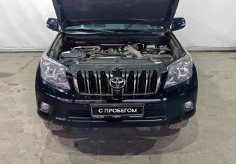 Подержанный автомобиль Toyota Land Cruiser Prado 2013 года (20 фото)