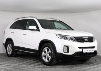 Подержанный автомобиль Kia Sorento 2014 года (3 фото)