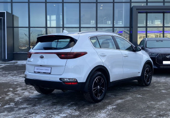 Подержанный автомобиль Kia Sportage 2020 года (5 фото)