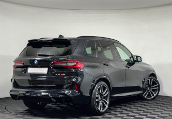 Подержанный автомобиль BMW X5 M 2020 года (2 фото)