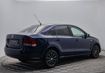 Подержанный автомобиль Volkswagen Polo Sedan 2011 года (5 фото)