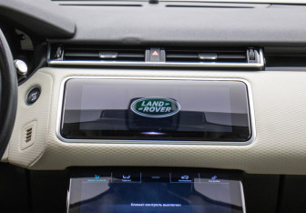 Подержанный автомобиль Land Rover Range Rover Velar 2018 года (14 фото)