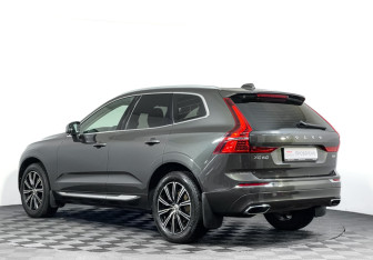 Подержанный автомобиль Volvo XC60 2019 года (7 фото)
