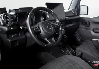 Подержанный автомобиль Suzuki Jimny 2020 года (13 фото)