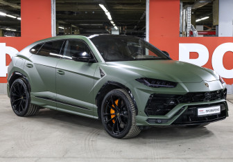 Подержанный автомобиль Lamborghini Urus 2020 года (3 фото)