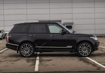 Подержанный автомобиль Land Rover Range Rover 2015 года (4 фото)