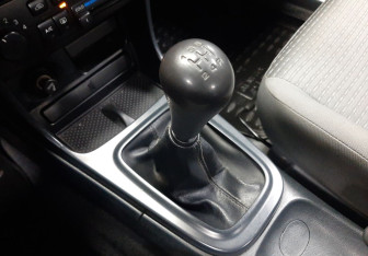 Подержанный автомобиль Nissan Almera Classic 2007 года (16 фото)