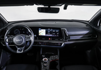 Подержанный автомобиль Kia Sportage 2023 года (14 фото)