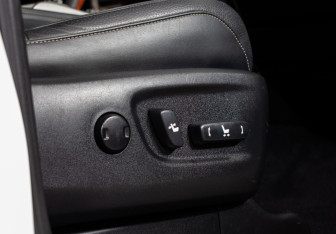 Подержанный автомобиль Lexus GX 2012 года (19 фото)