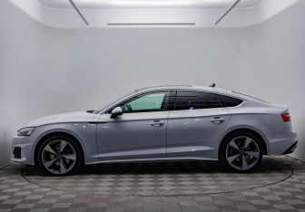 Подержанный автомобиль Audi A5 Liftback 2021 года (8 фото)