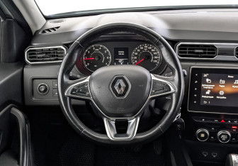 Подержанный автомобиль Renault Duster 2021 года (22 фото)