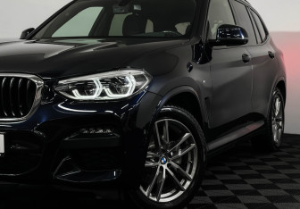 Подержанный автомобиль BMW X3 2020 года (20 фото)