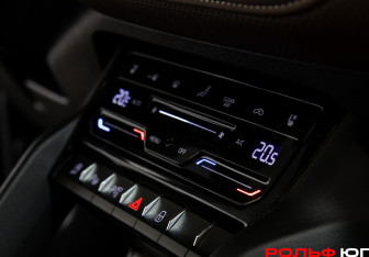 Подержанный автомобиль Skoda Kodiaq 2023 года (16 фото)