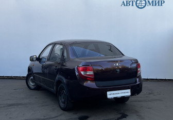 Подержанный автомобиль LADA (ВАЗ) Granta Sedan 2012 года (7 фото)