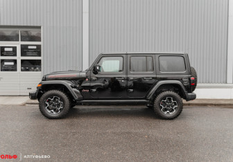 Новый Jeep Wrangler 2022 (6 фото)