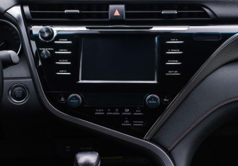 Подержанный автомобиль Toyota Camry Sedan 2020 года (14 фото)