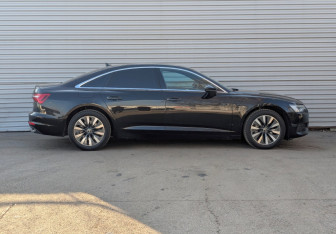 Подержанный автомобиль Audi A6 Sedan 2021 года (4 фото)