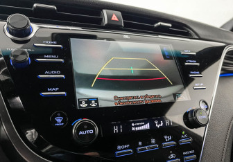 Подержанный автомобиль Toyota Camry Sedan 2020 года (16 фото)