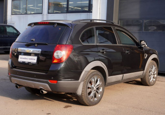 Подержанный автомобиль Chevrolet Captiva 2011 года (8 фото)
