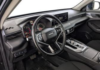 Подержанный автомобиль Haval Jolion 2022 года (15 фото)