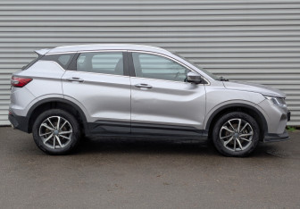 Подержанный автомобиль Geely Coolray 2022 года (4 фото)