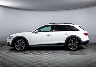 Подержанный автомобиль Audi A4 allroad 2020 года (8 фото)