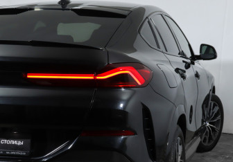 Подержанный автомобиль BMW X6 2020 года (26 фото)