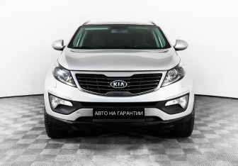 Подержанный автомобиль Kia Sportage 2012 года (2 фото)