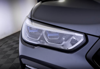 Подержанный автомобиль BMW X6 2020 года (17 фото)