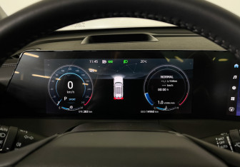 Подержанный автомобиль Changan CS75PLUS 2024 года (11 фото)