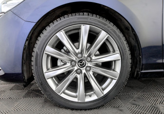 Подержанный автомобиль Mazda 6 Sedan 2023 года (18 фото)