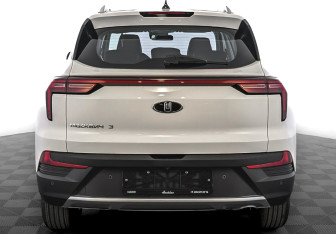 Новый Москвич 3 2025 (6 фото)