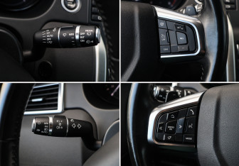 Подержанный автомобиль Land Rover Discovery Sport 2019 года (16 фото)