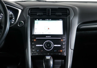 Подержанный автомобиль Ford Mondeo Sedan 2018 года (13 фото)