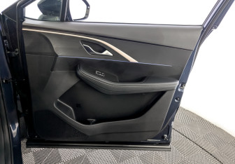 Подержанный автомобиль Omoda C5 2023 года (25 фото)