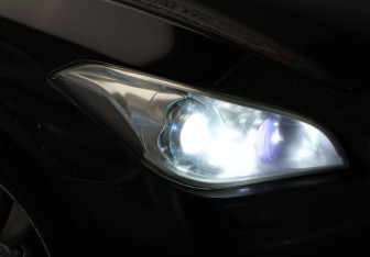 Подержанный автомобиль Infiniti Q70 2014 года (28 фото)