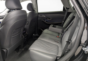 Новый Soueast S09 2025 (12 фото)