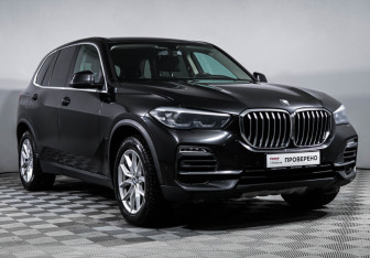 Подержанный автомобиль BMW X5 2018 года (3 фото)